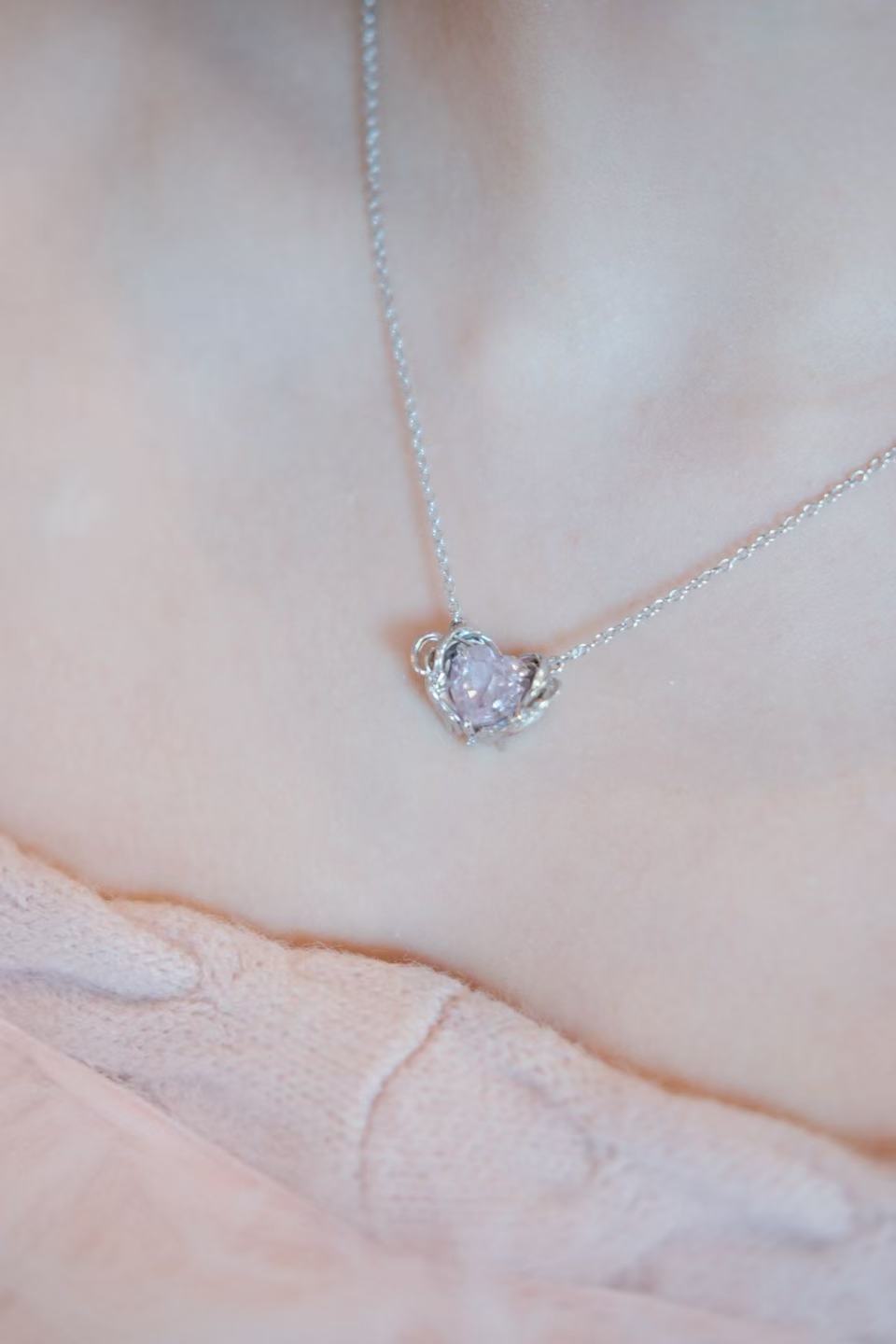 Divine Necklace – Heart